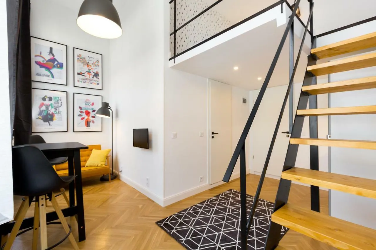 Leah Studios Budapest
