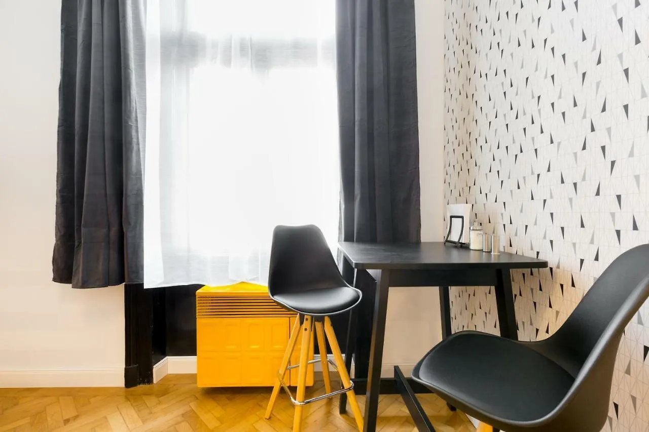 Apartment Leah Studios Budapest Hungary
