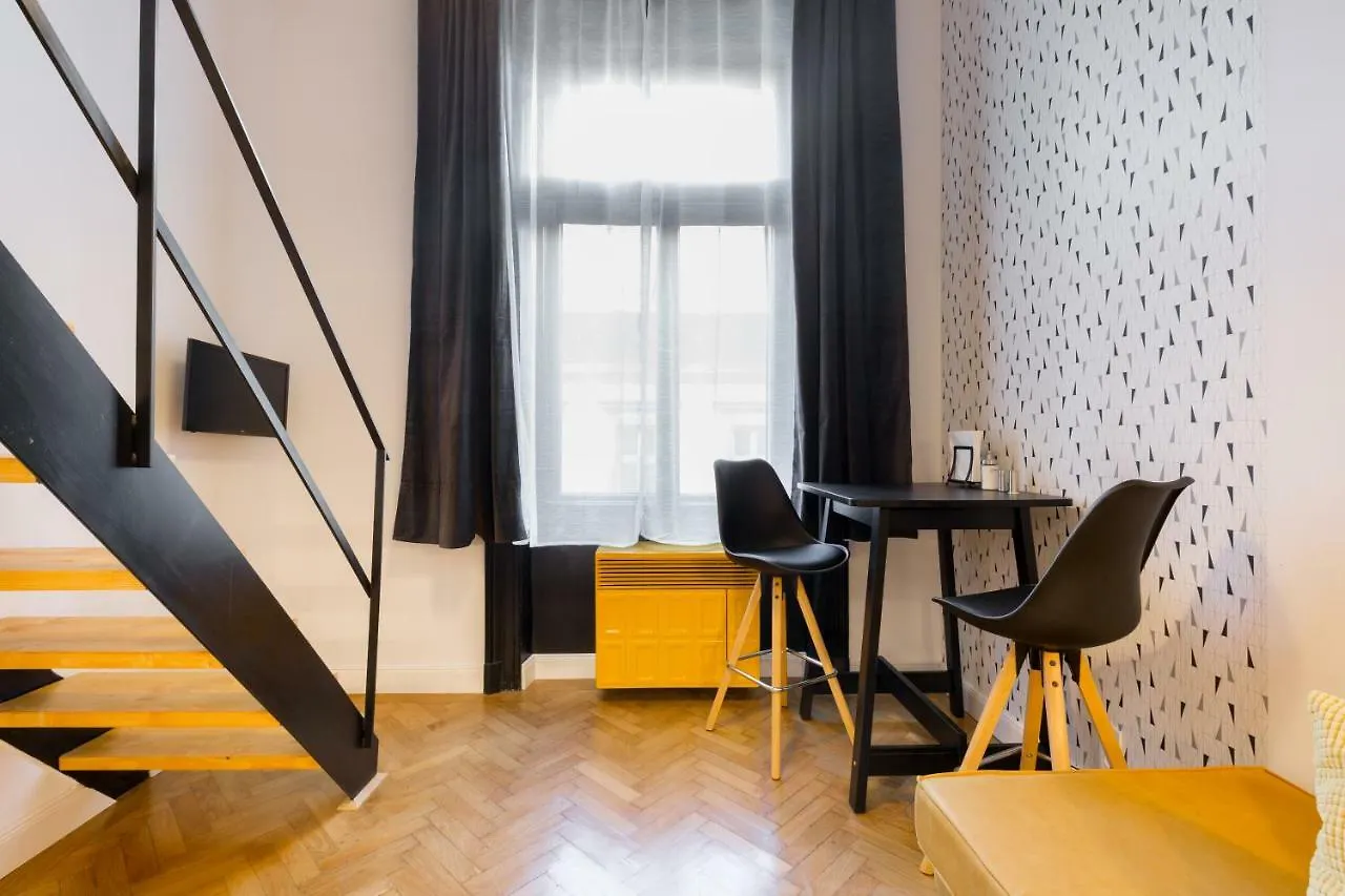 Leah Studios Budapest