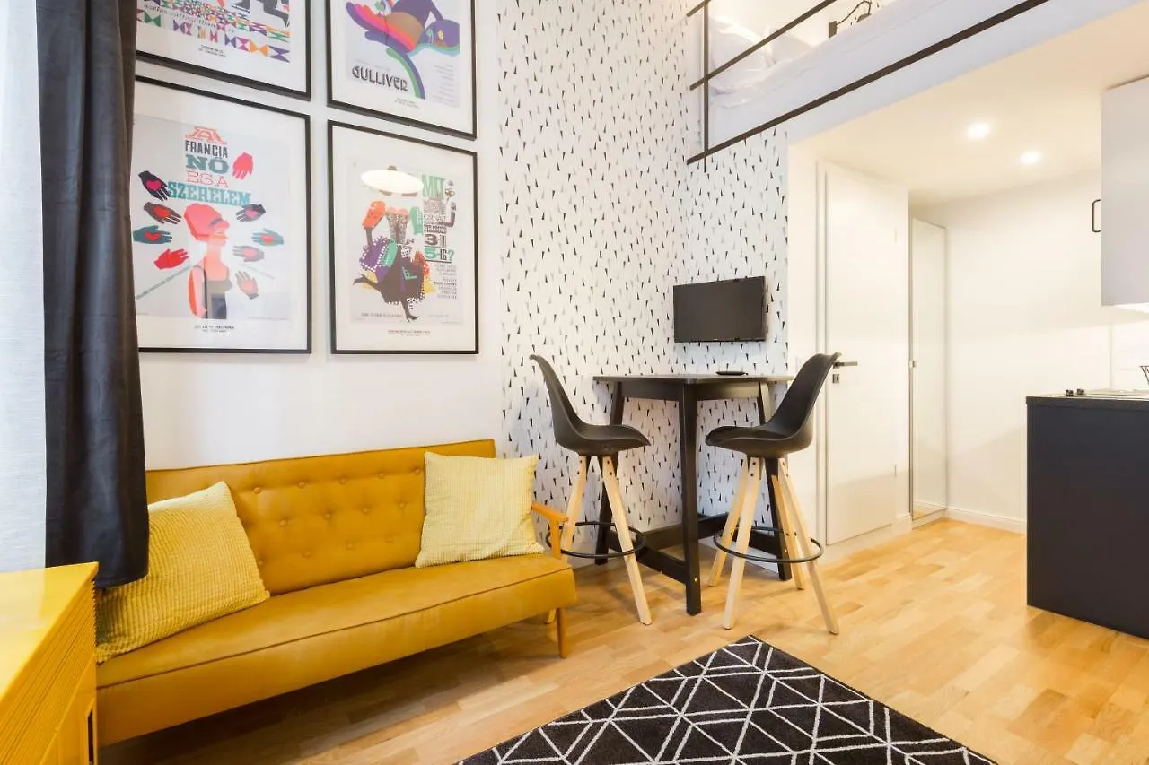 Leah Studios Budapest